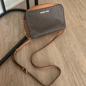Michael Kors crossbody